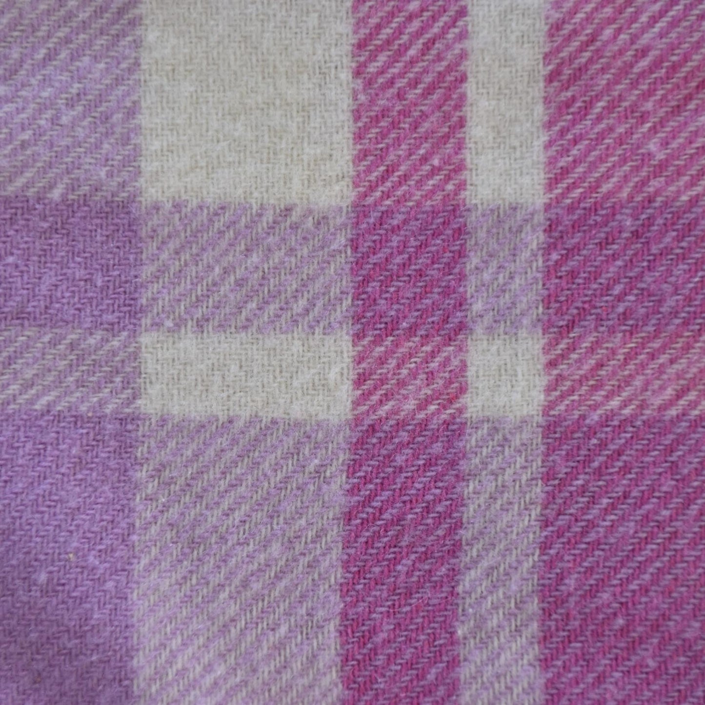 Vibrant Galaxie Pure Wool Blanket