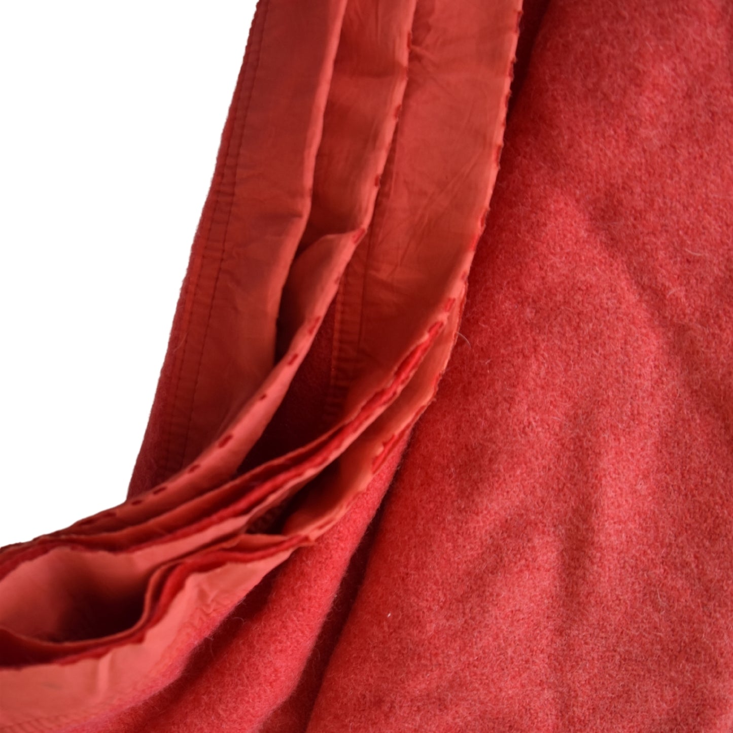 Bright Red Robinwul Canterbury Blanket